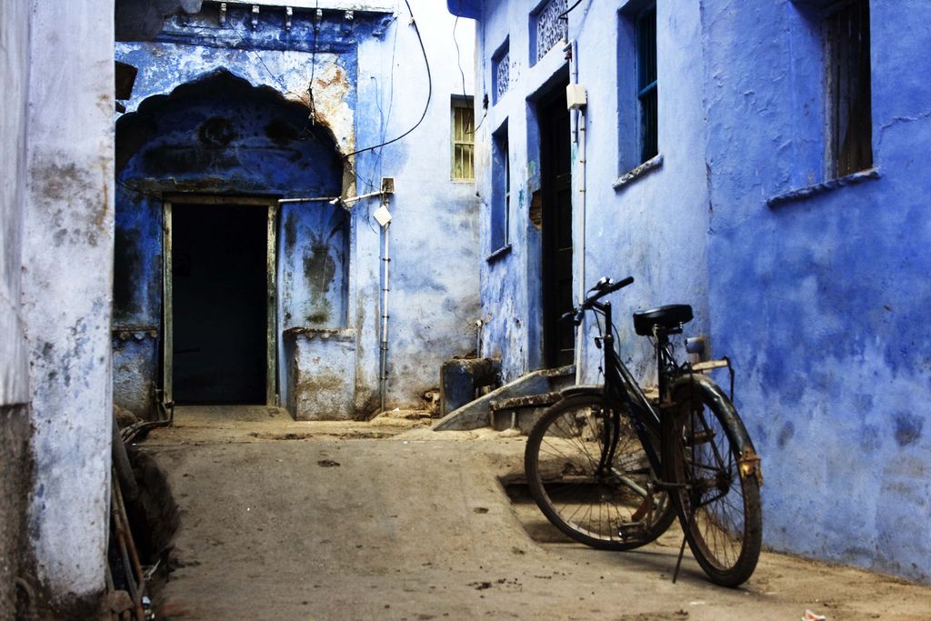 A blue-washed lane of old houses in Bundi's old town