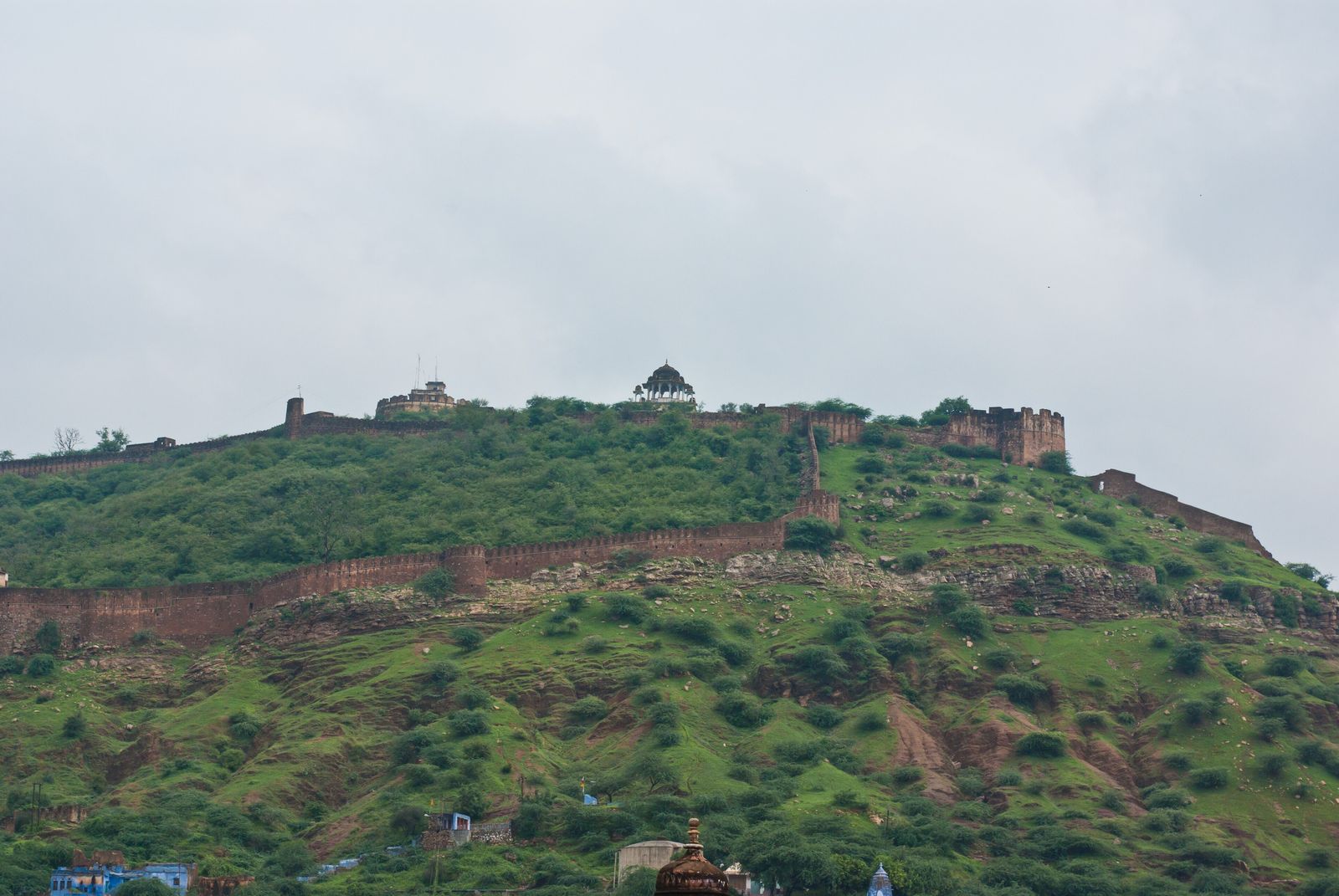 Taragarh Fort above the green hills of Bundi