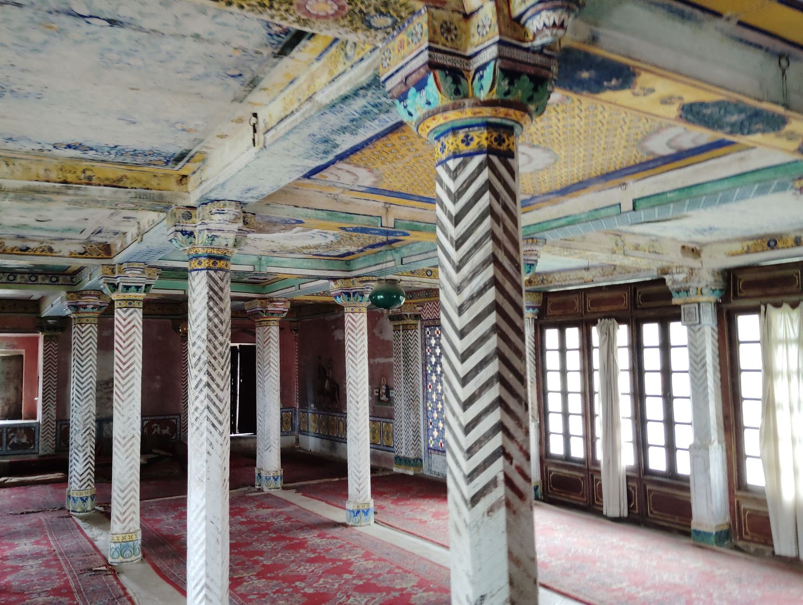 Juna Mahal, the old palace of Dungarpur in the Vagad country of Baneshwar