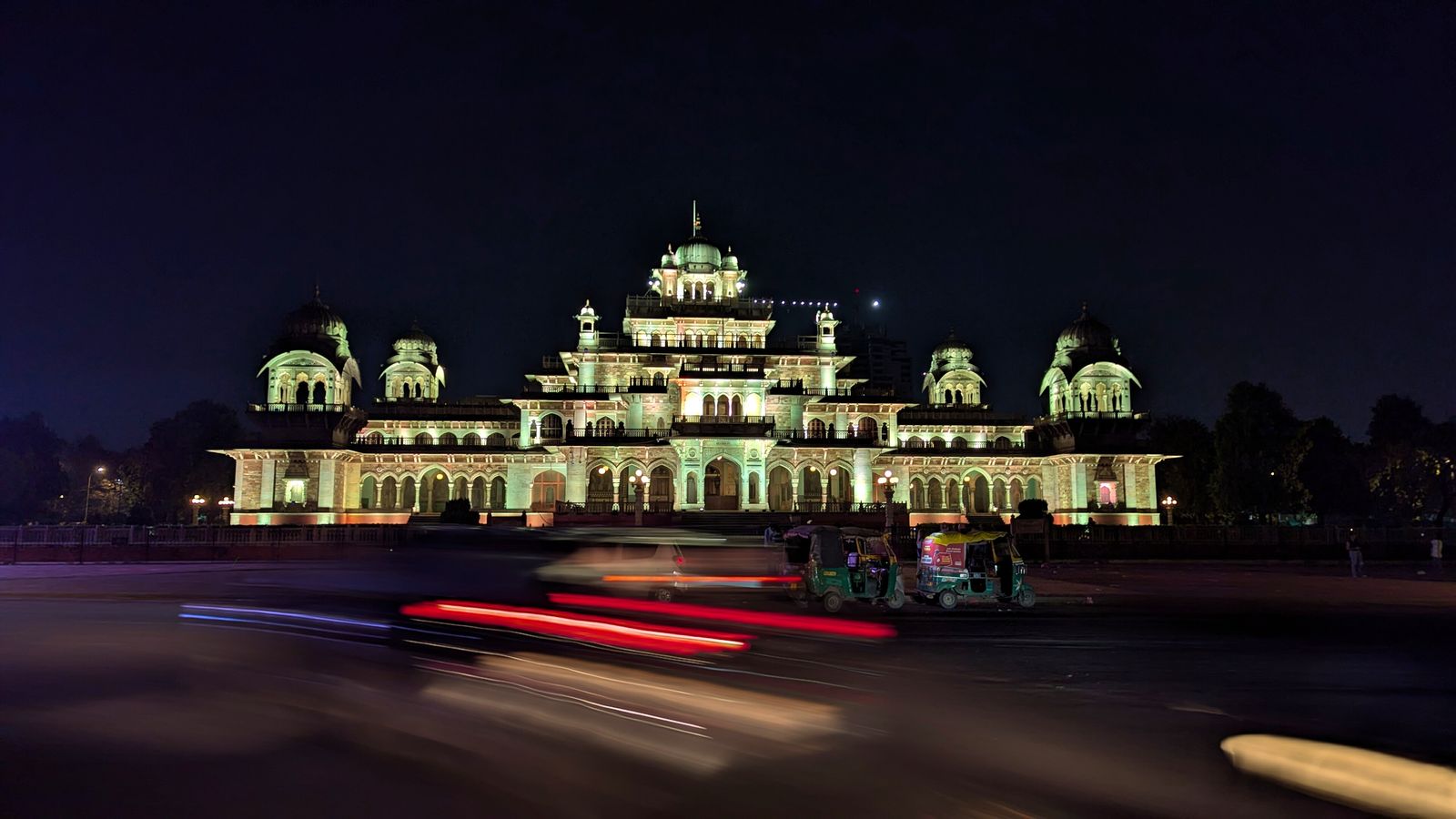 The Albert Hall Museum seen across the lawns and paths of Ram Niwas Garden in Jaipur