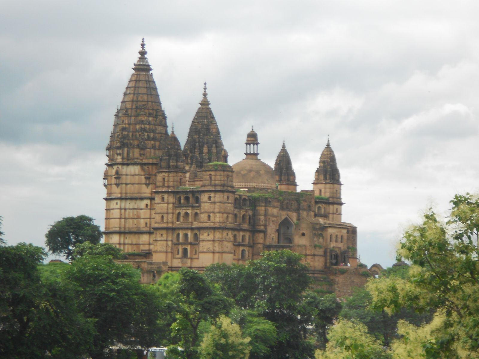 The tall spires of Chaturbhuj Temple rising behind the town of Orchha
