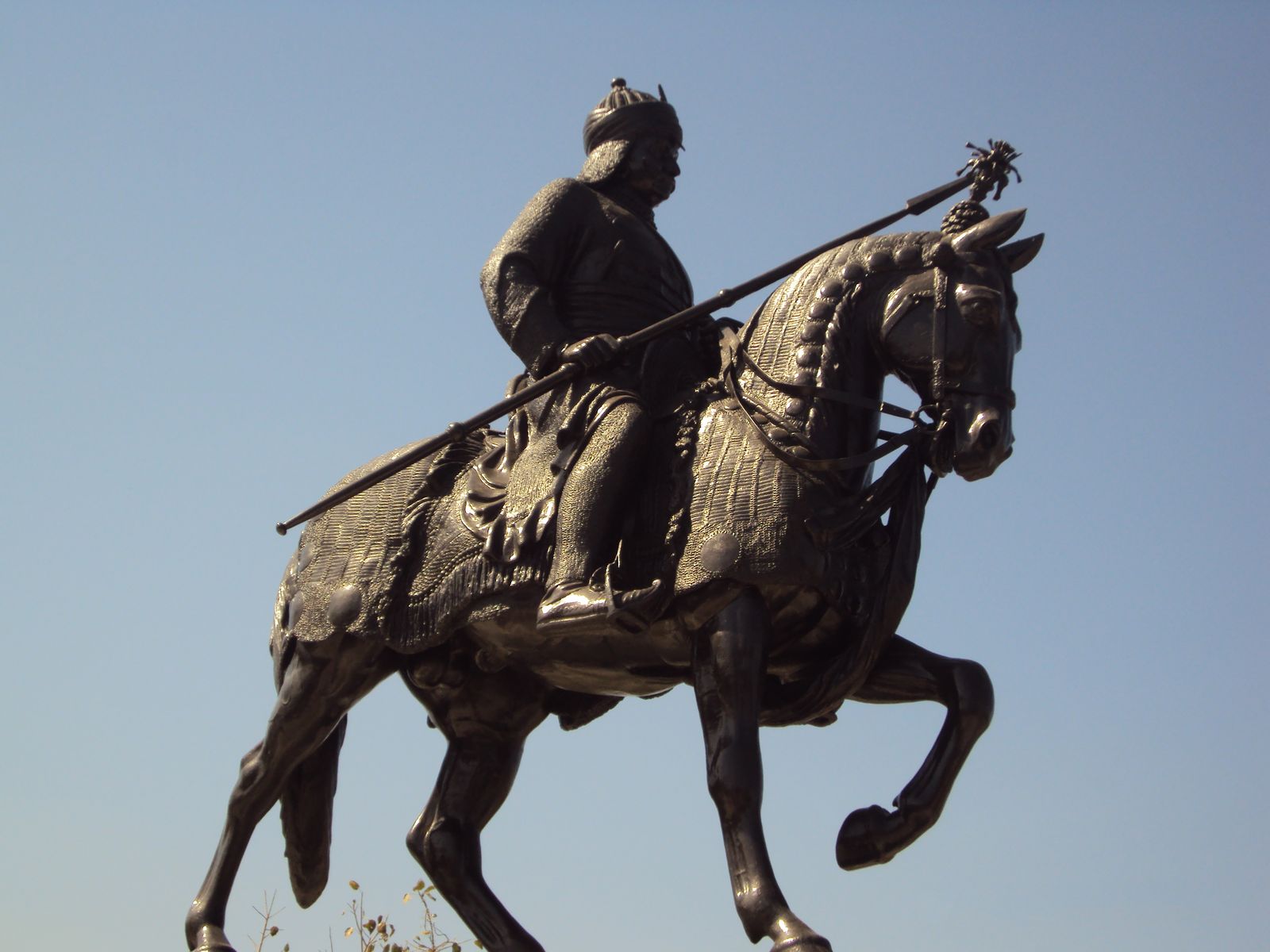 The bronze statue of Maharana Pratap on his horse Chetak at the Moti Magri memorial above Fateh Sagar in Udaipur